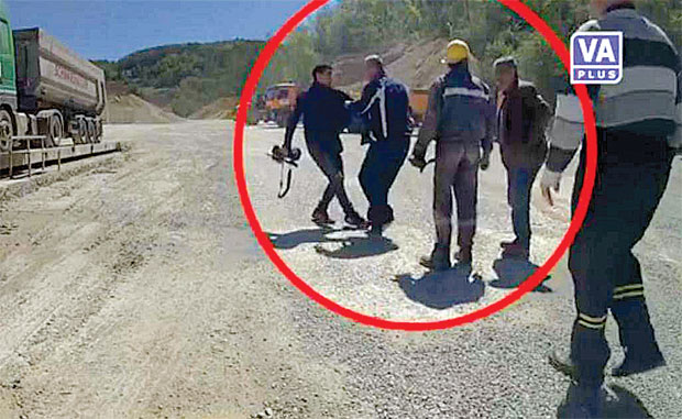 Нападнути новинар и сниматељ ТВ ВА плус